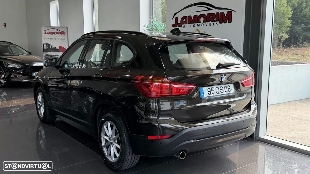 BMW X1 16 d sDrive - 4