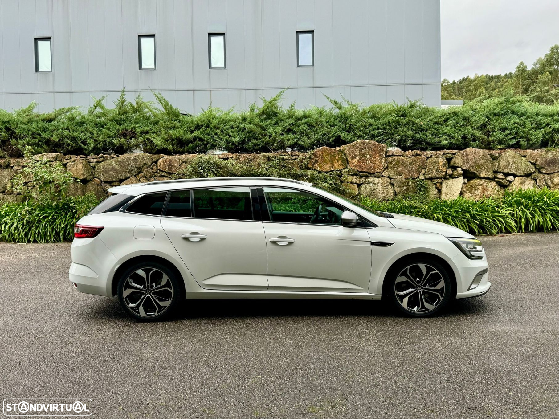 Renault Mégane Sport Tourer 1.6 dCi GT Line J18 - 8