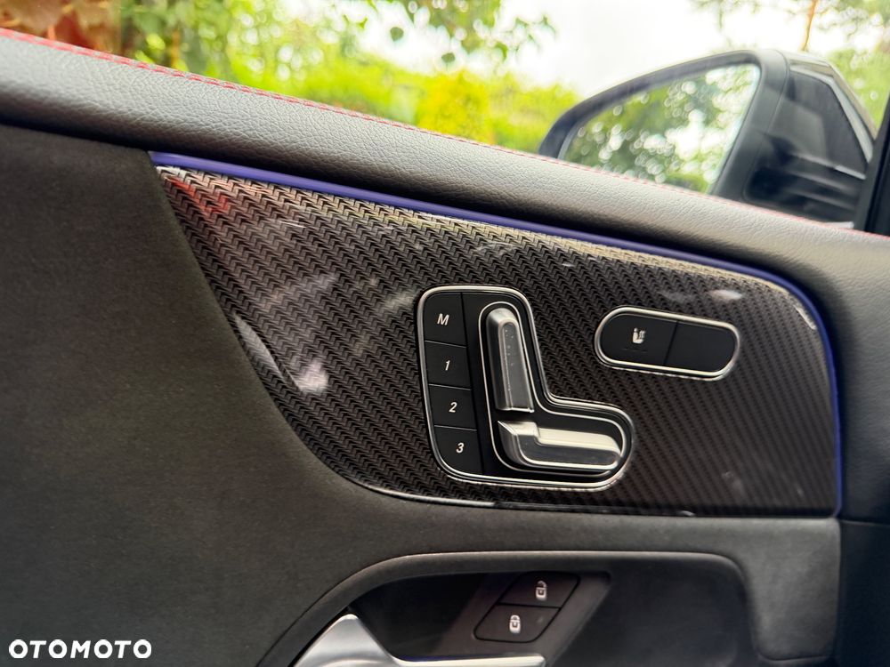 Mercedes-Benz GLB AMG 35 4-Matic - 11