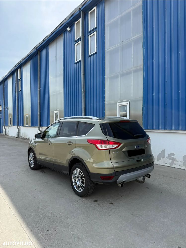 Ford Kuga 2.0 TDCi 4WD Titanium - 4