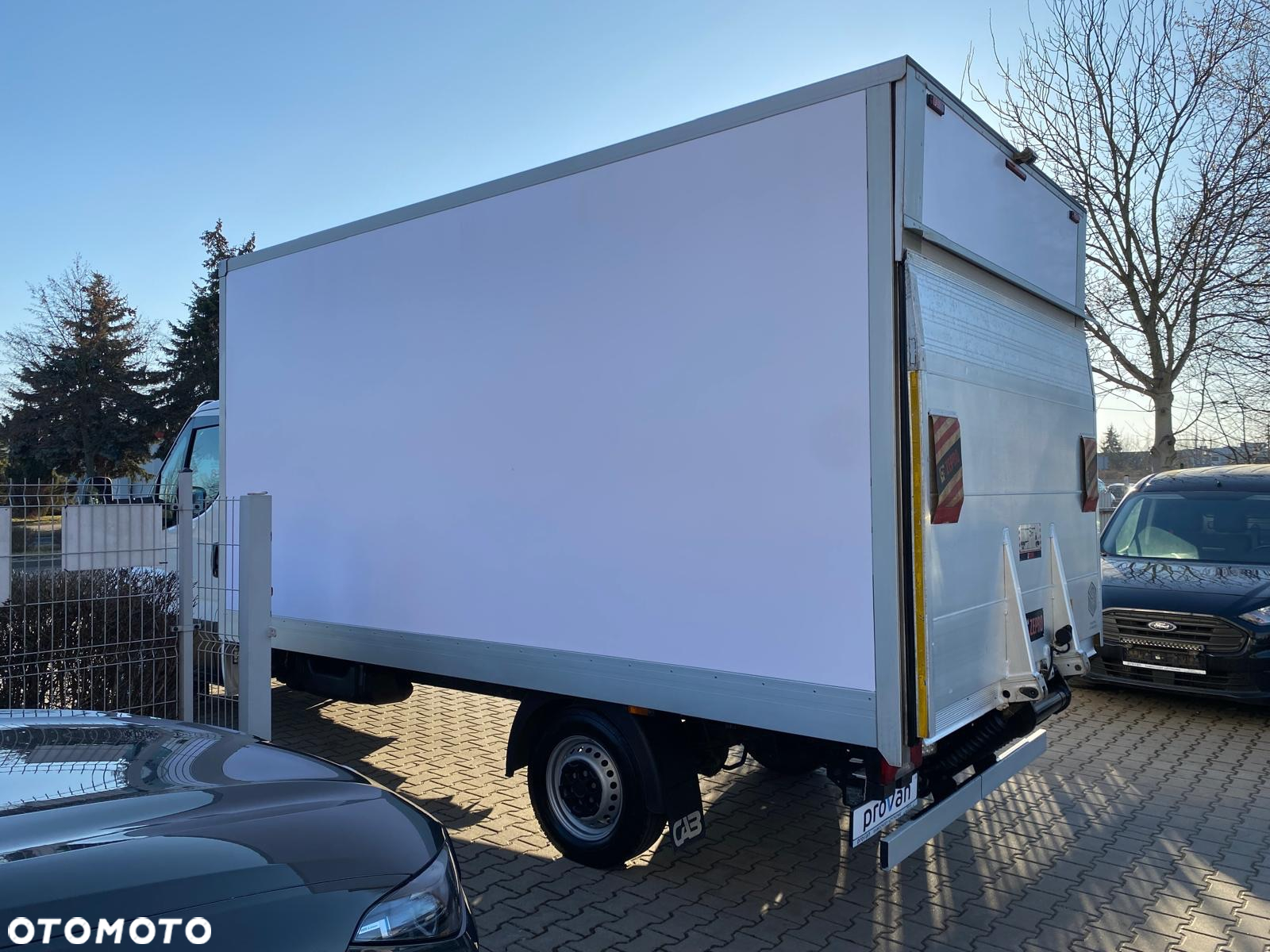Iveco DAILY 35-160 2,3 HPI KONTENER CHŁODNIA MITSUBISHI WINDA ZEPRO - 15