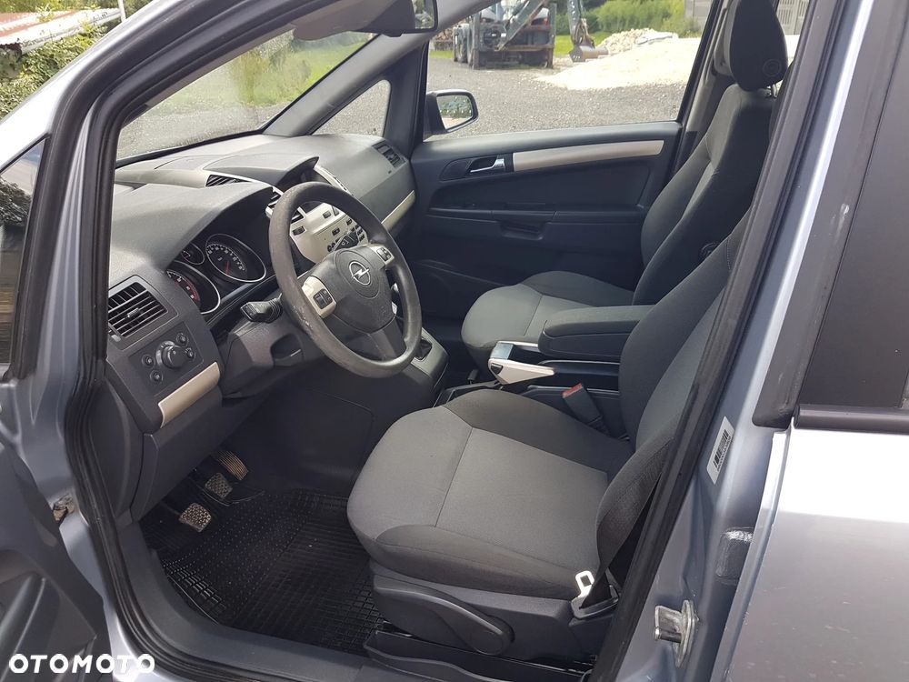 Opel Zafira ver-1-8-active - 13