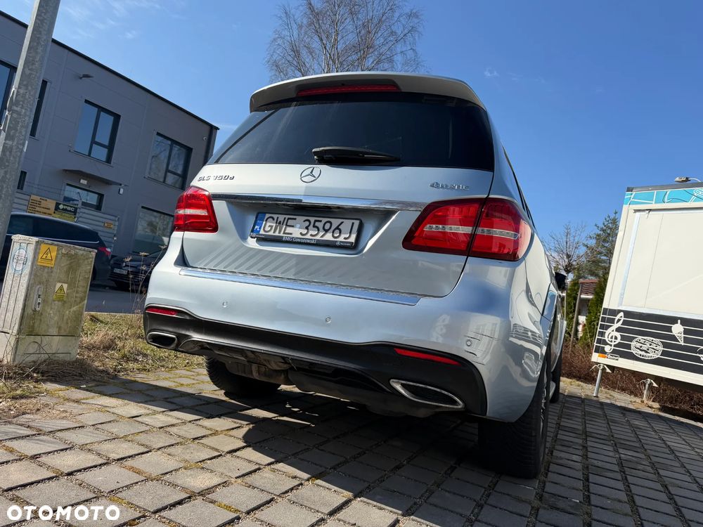 Mercedes-Benz GLS 350 d 4-Matic - 9