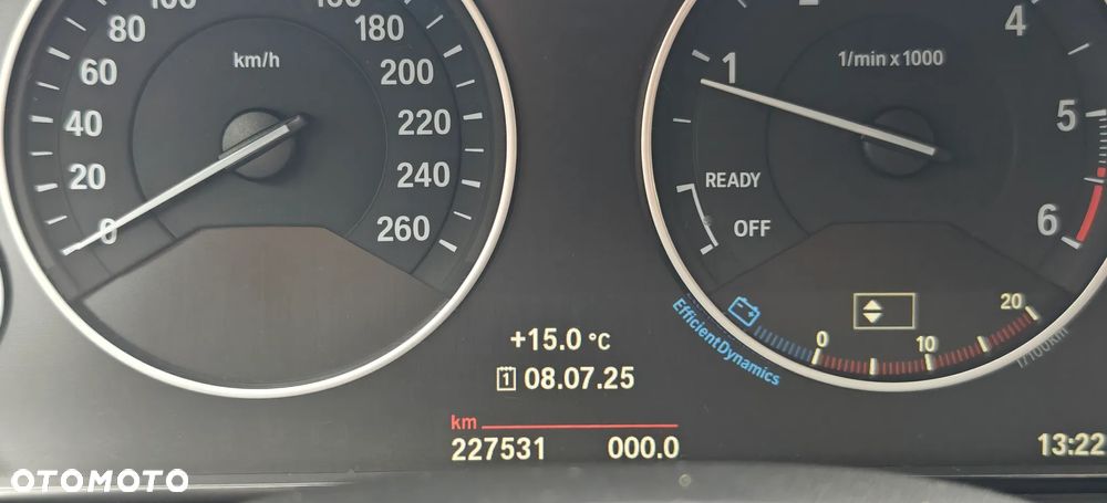 BMW Seria 3 325d Touring Sport Line - 9