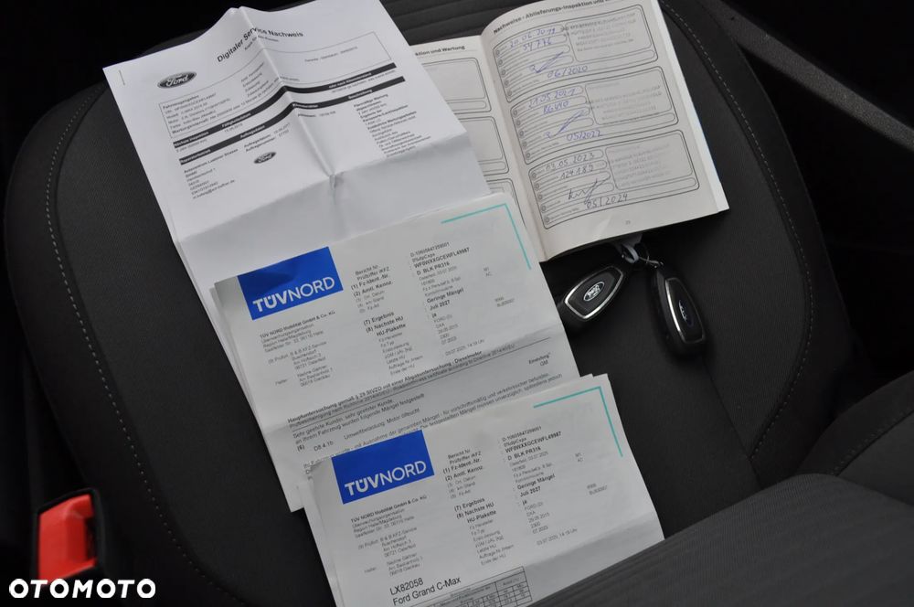 Ford Grand C-MAX - 15