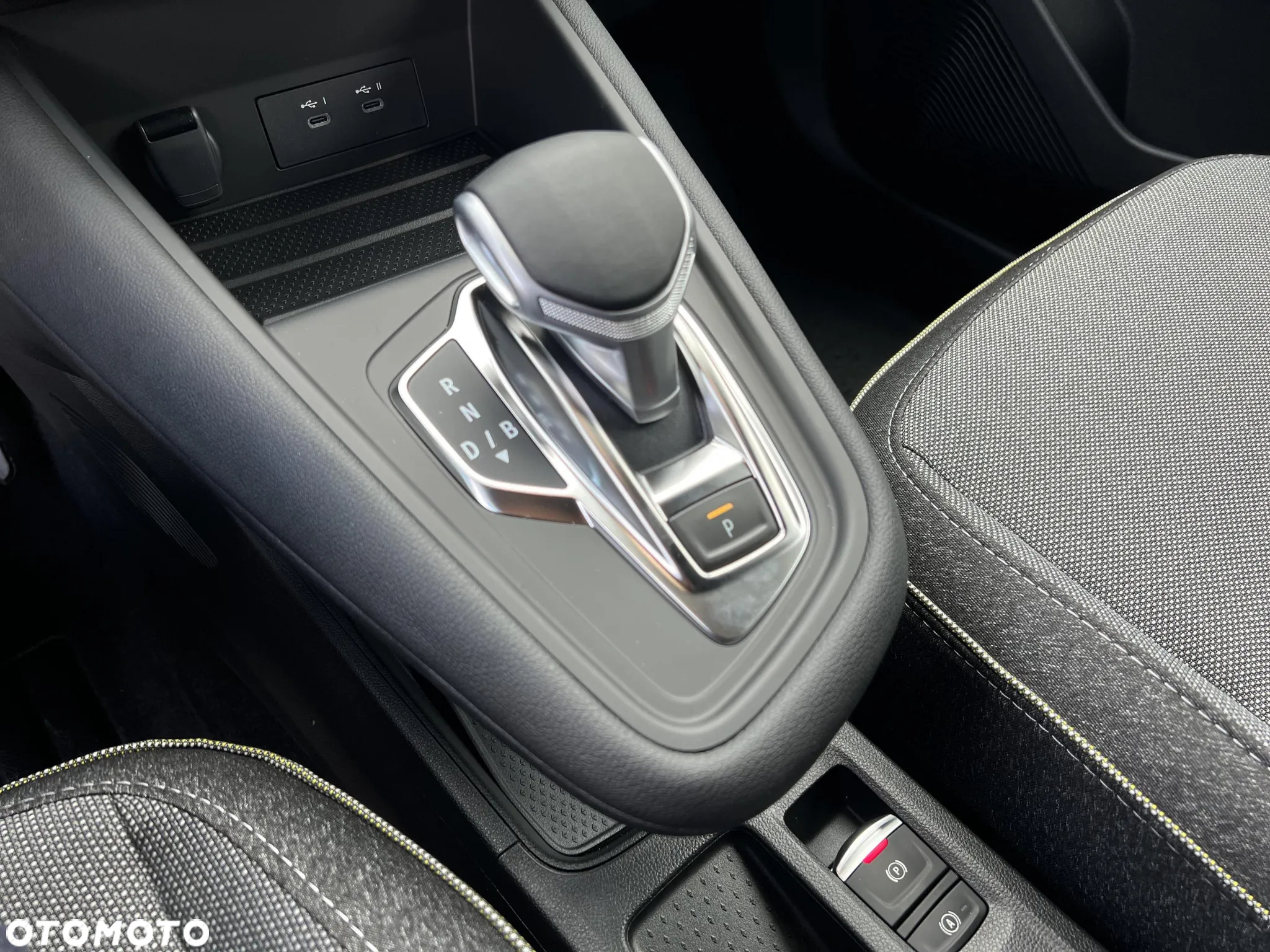 Renault Symbioz 1.6 E-Tech Full Hybrid 145 Techno - 15