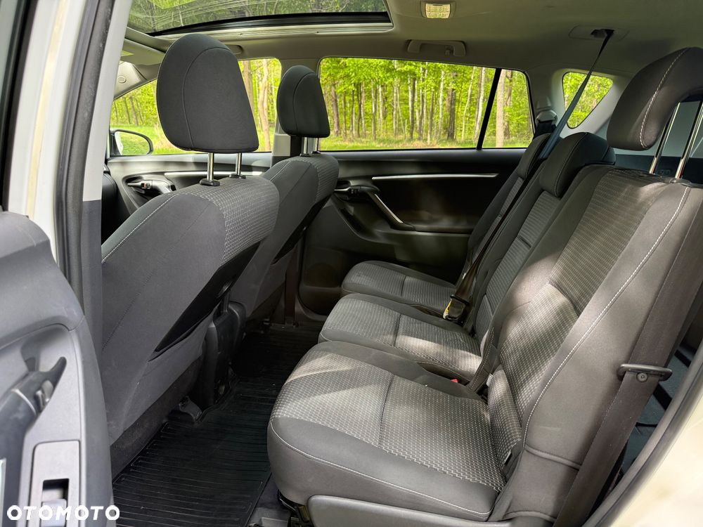 Toyota Verso 1.6 D-4D 5-Sitzer Start/Stop Skyview Edition - 24