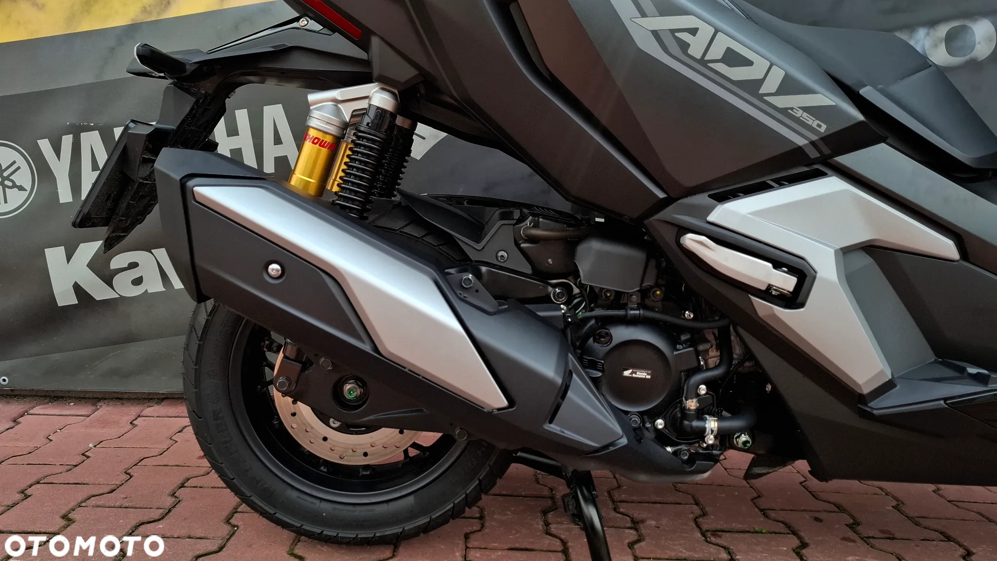 Honda ADV350 - 8