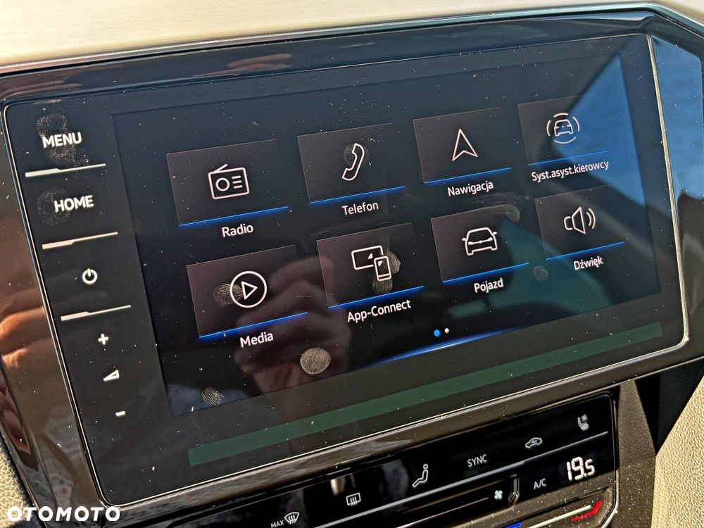 Volkswagen Passat Variant 2.0 TDI Elegance DSG - 23