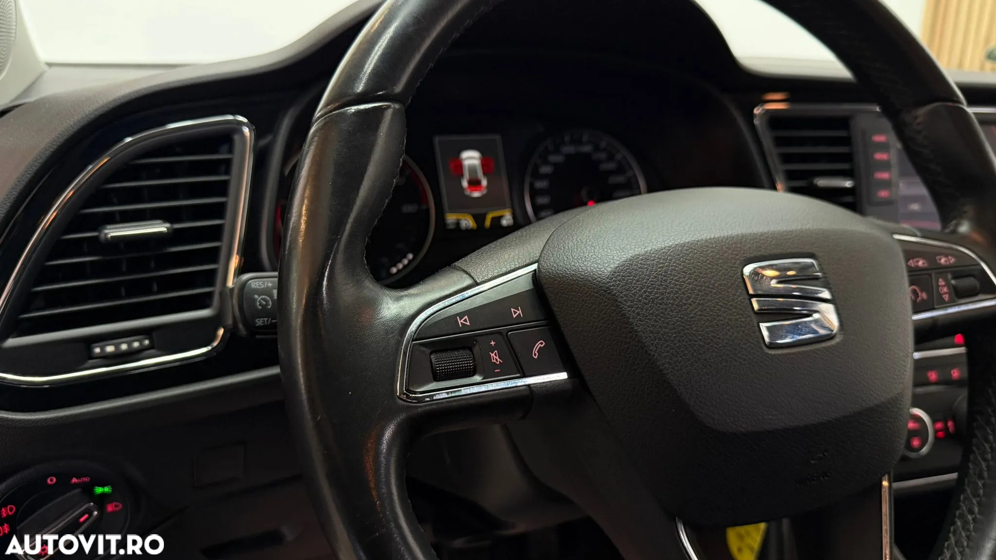 Seat Leon - 25