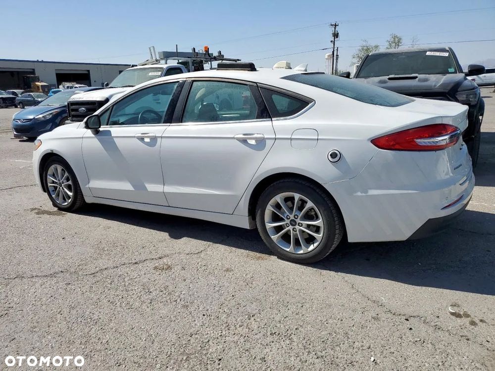 Ford Fusion 2.0 EcoBoost Titanium - 3