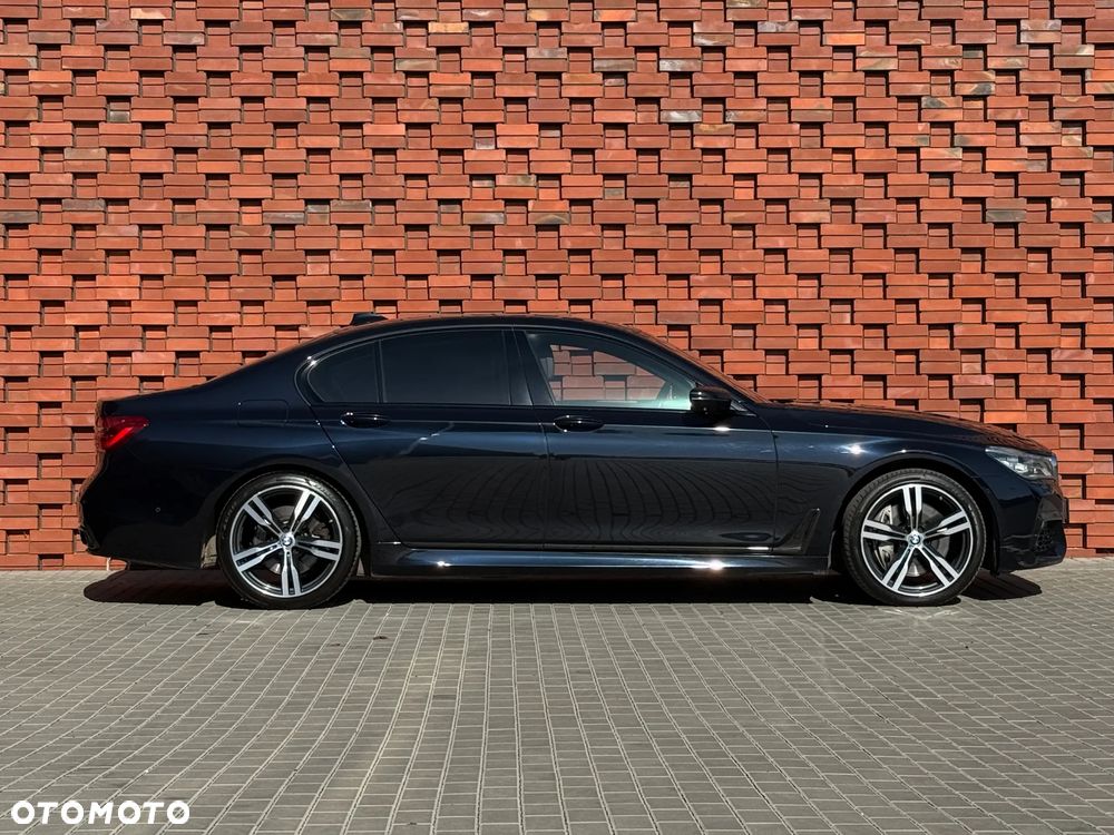 BMW Seria 7 750d xDrive sport - 9