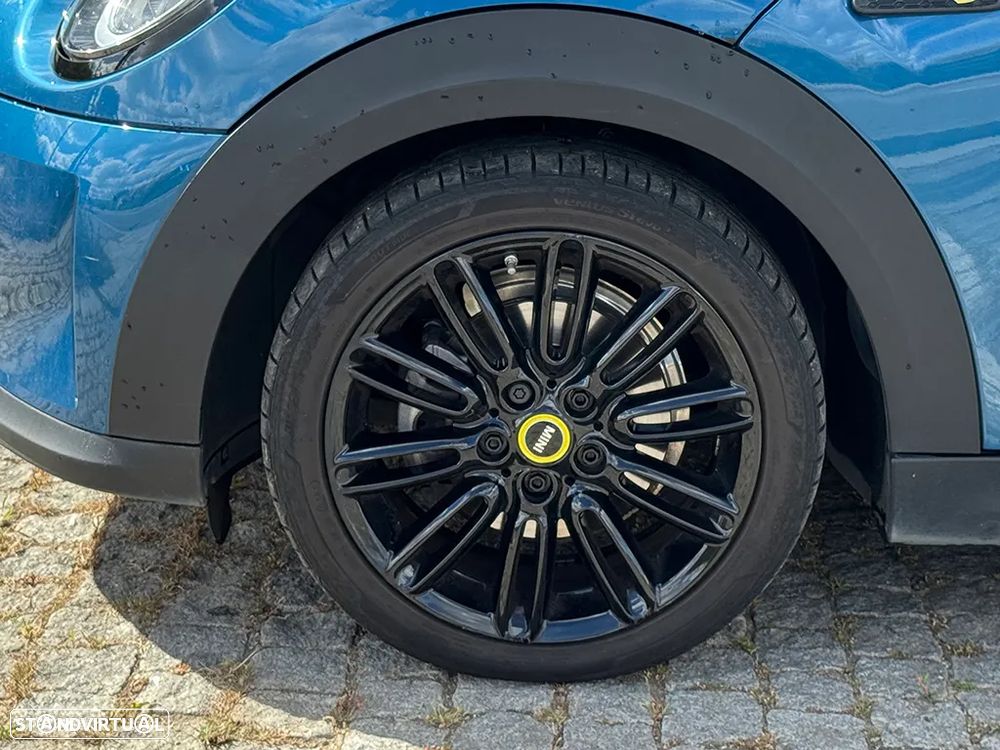 MINI 3 Portas Cooper SE Collection 2021 - 13