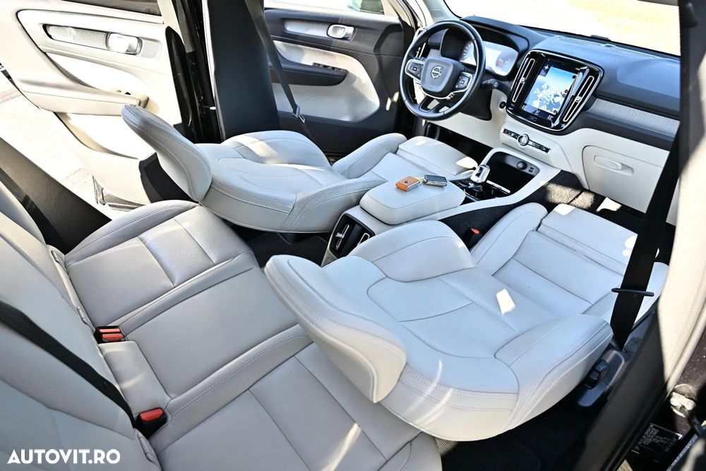 Volvo XC 40 Recharge T5 Twin Engine AT7 Inscription Expression - 7