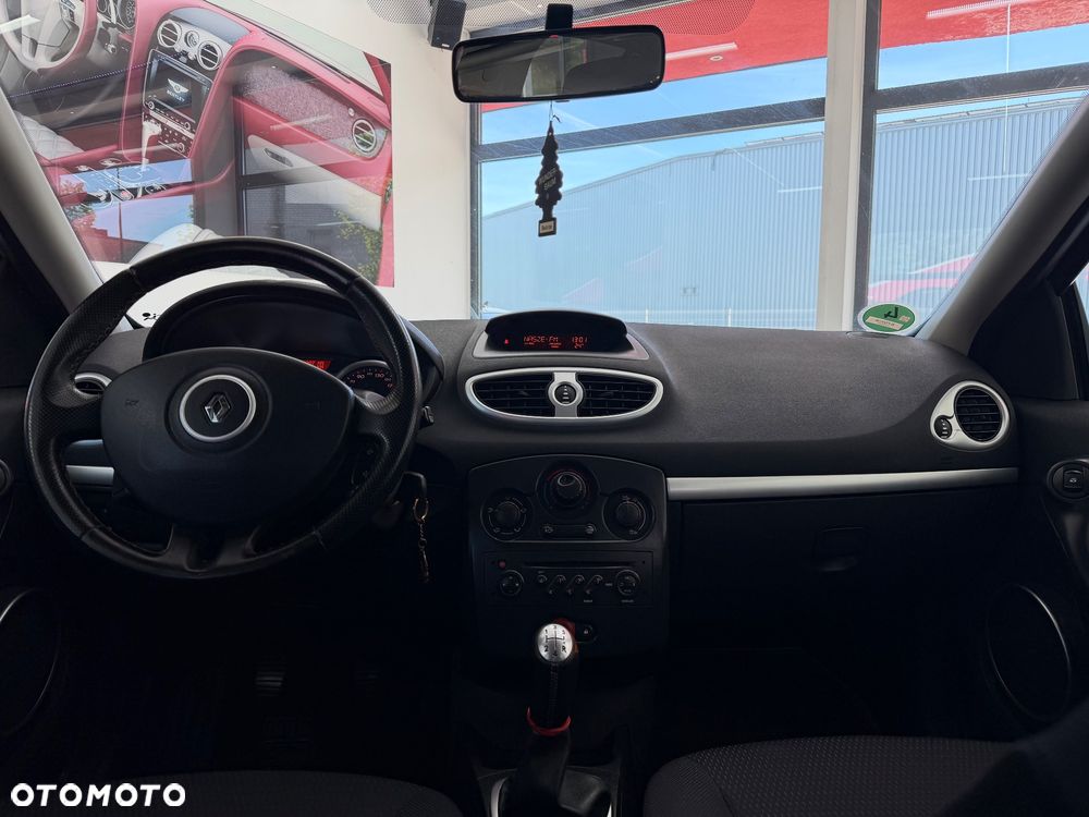 Renault Clio - 6