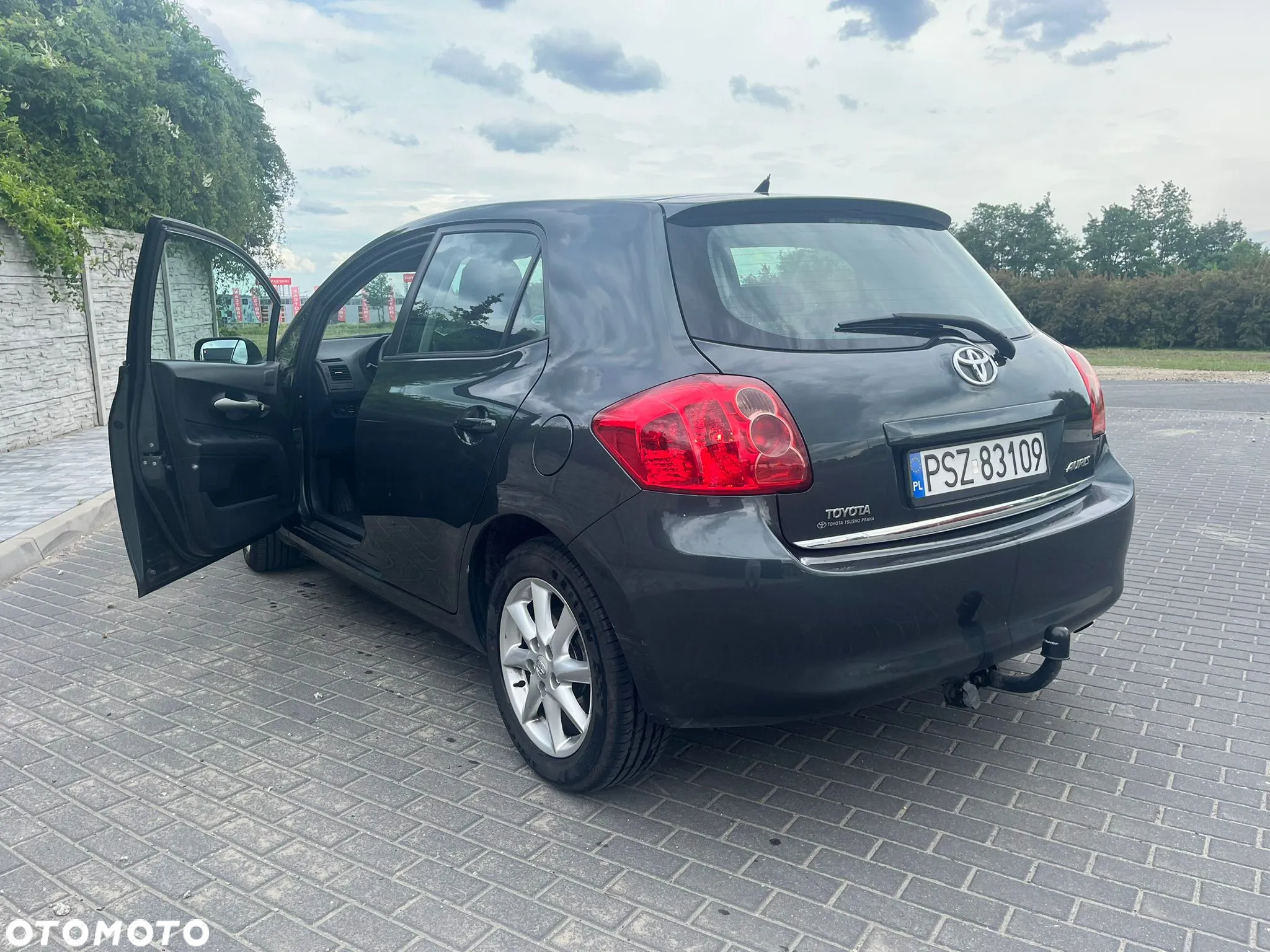 Toyota Auris - 2
