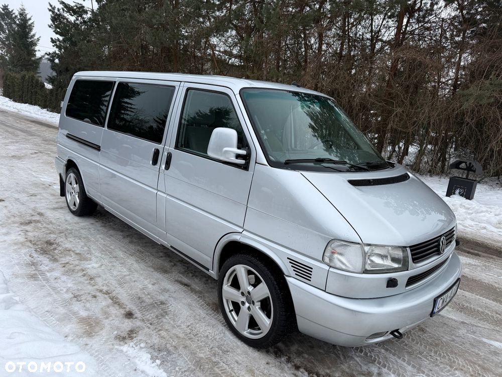 Volkswagen Caravelle - 1