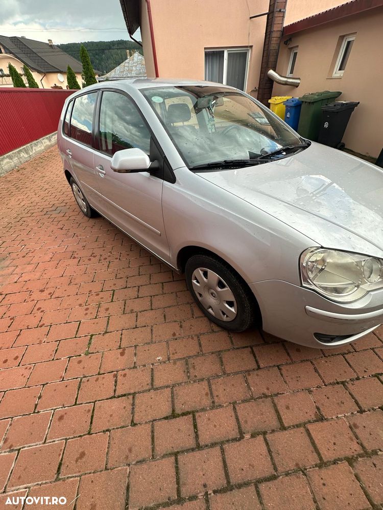 Volkswagen Polo 1.2 Attractive - 2