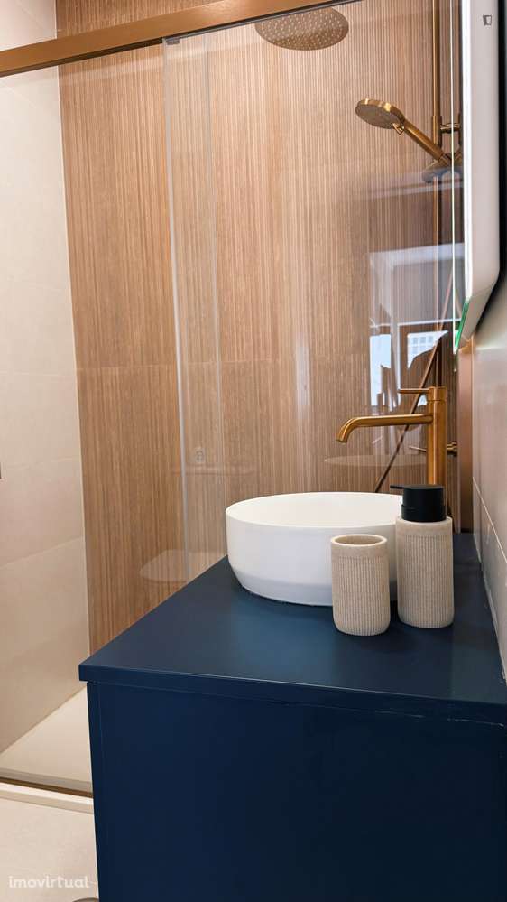 Quarto - localizado em Viana do castelo - Grande imagem: 4/37