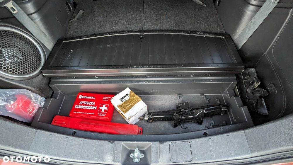 Mitsubishi Outlander 2.0 Intense + - 27