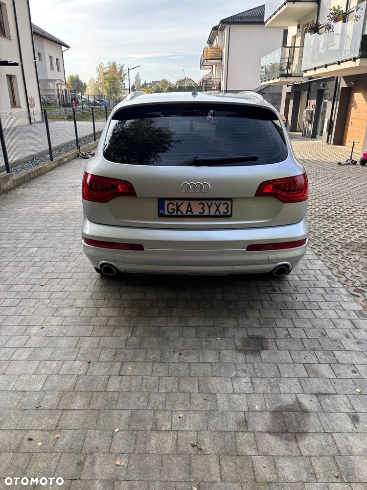 Audi Q7 - 4