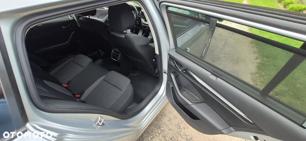 Skoda Octavia 2.0 TDI Style DSG - 12