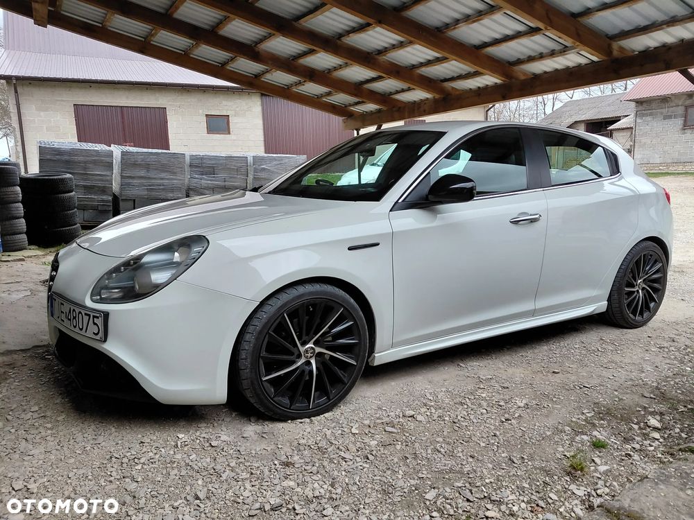 Alfa Romeo Giulietta 2.0 JTDM 16V - 10