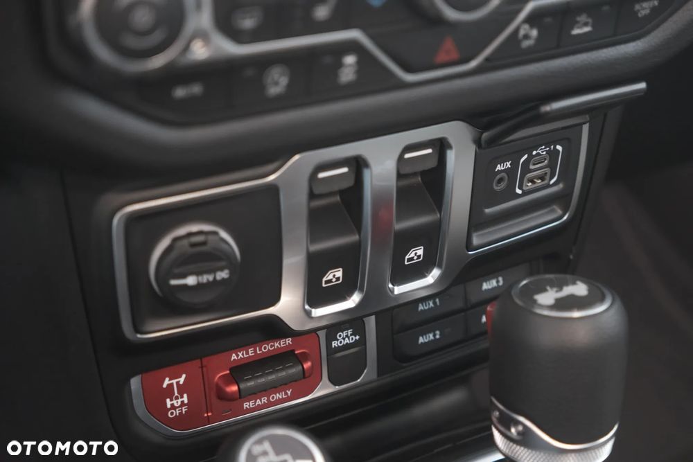 Jeep Wrangler - 15