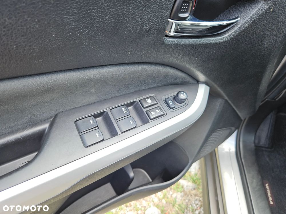 Suzuki Vitara - 15