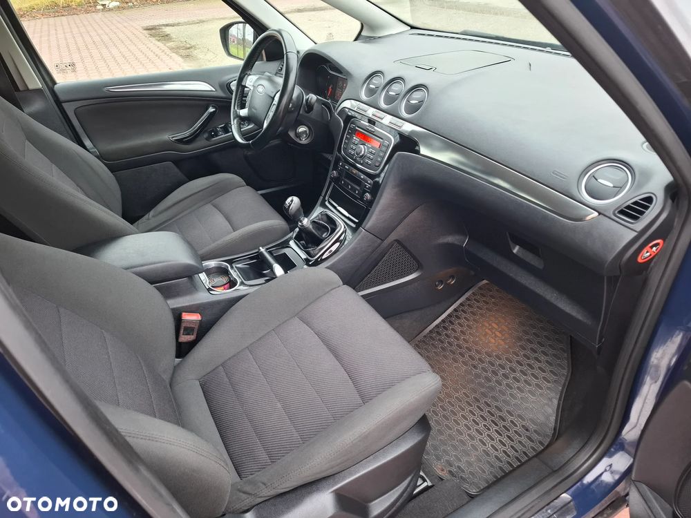 Ford S-Max 2.0 TDCi Titanium PowerShift - 15