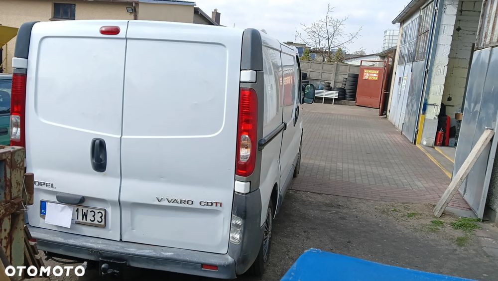 Opel Vivaro - 6