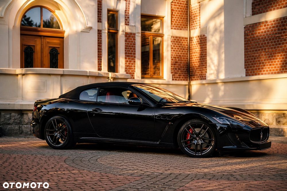 Maserati GranCabrio MC - 1