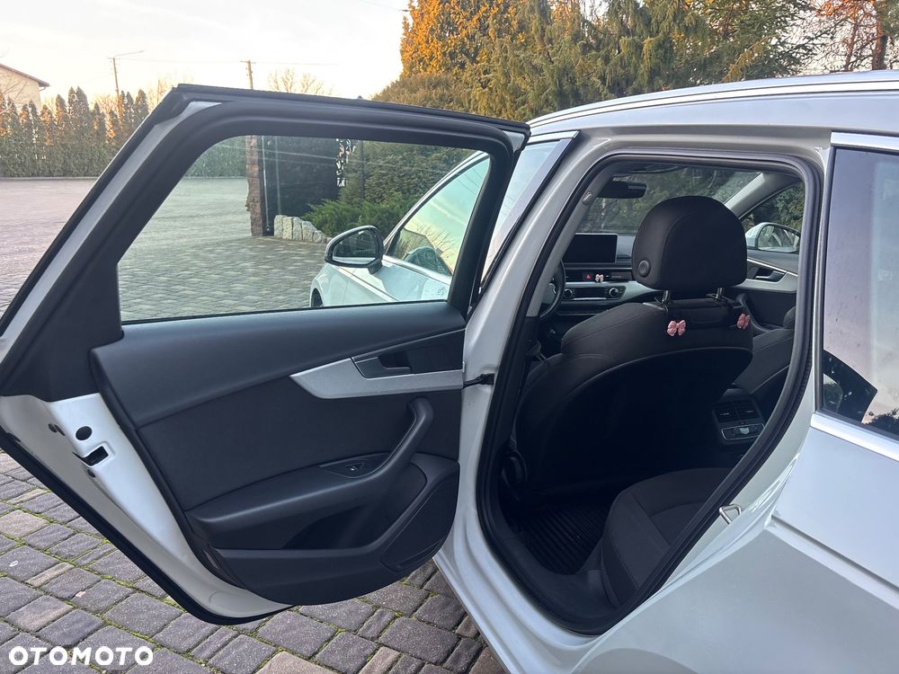 Audi A4 Avant 2.0 TDI - 29