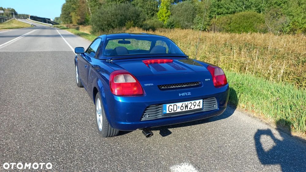 Toyota MR2 Roadster - 4