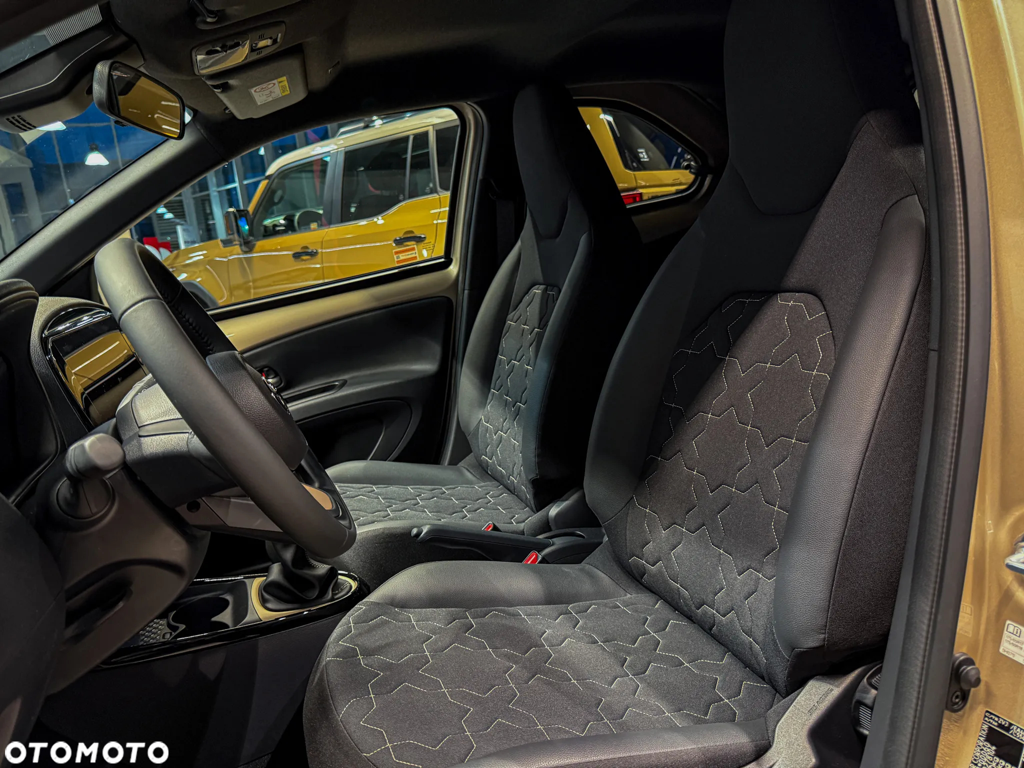 Toyota Aygo X 1.0 VVT-i Executive - 9