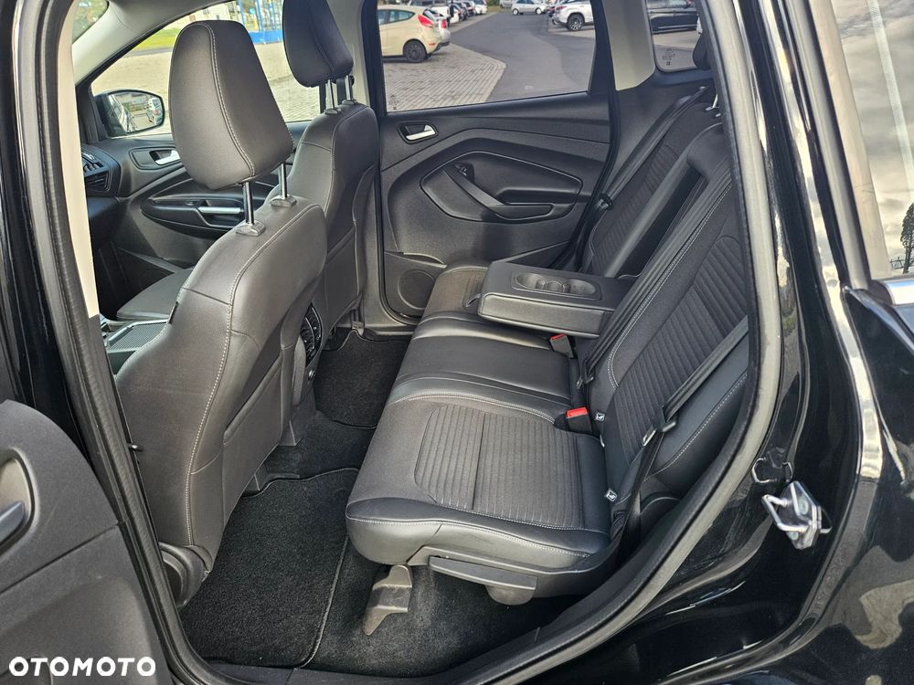Ford Kuga - 9