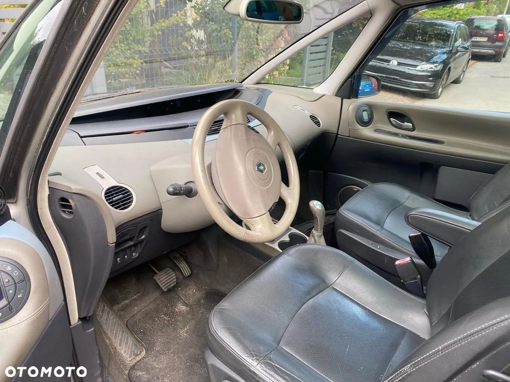 Renault Espace 3.0 dCi Privilege - 4