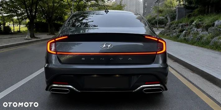 Hyundai Sonata - 5