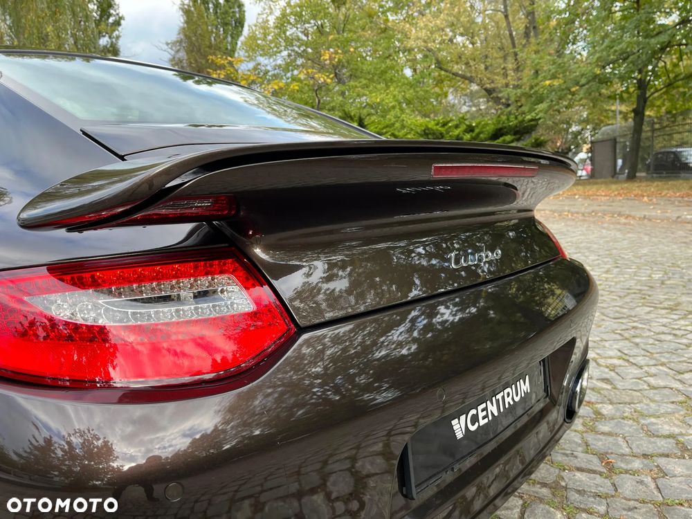 Porsche 911 - 12