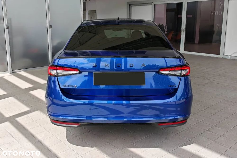 Skoda Superb 1.5 TSI Sportline DSG - 7