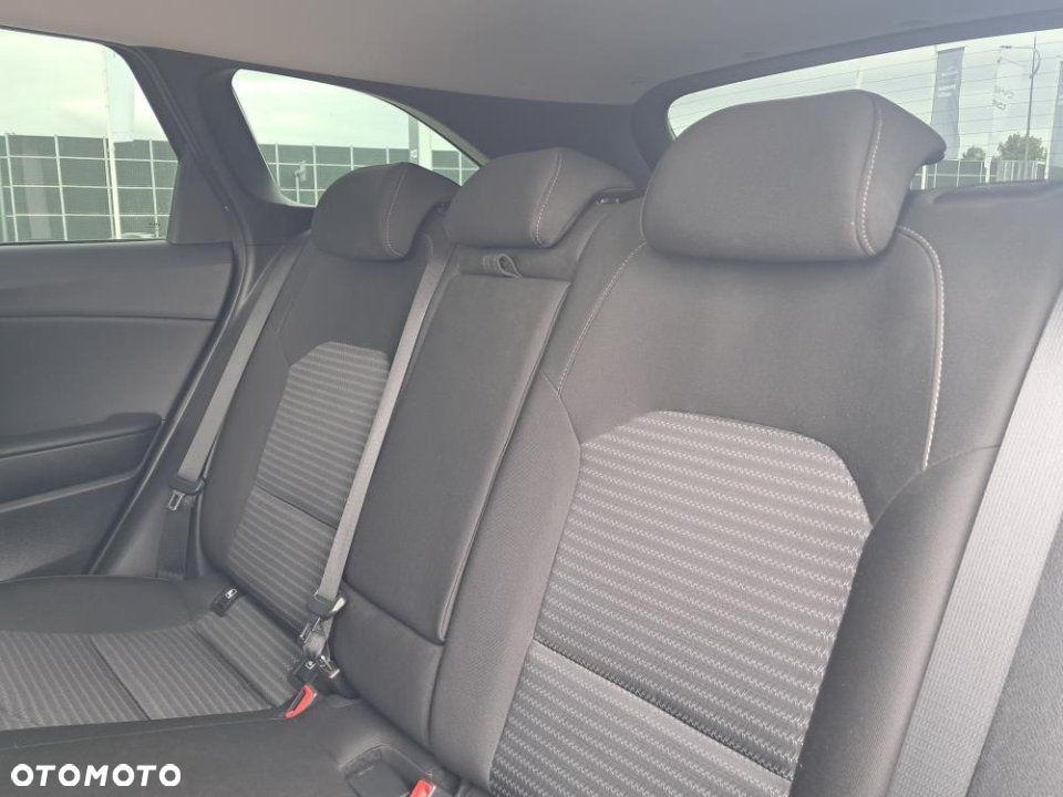 Kia Ceed - 13
