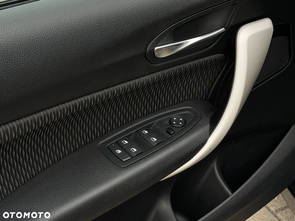BMW Seria 1 118d - 13