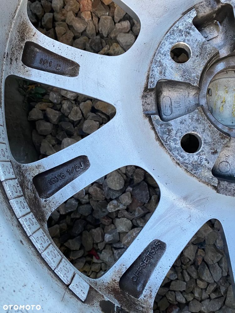 Mazda 3 5 Alufelgi 16" 5x114,3 ET52,5 6x6,5J - 18