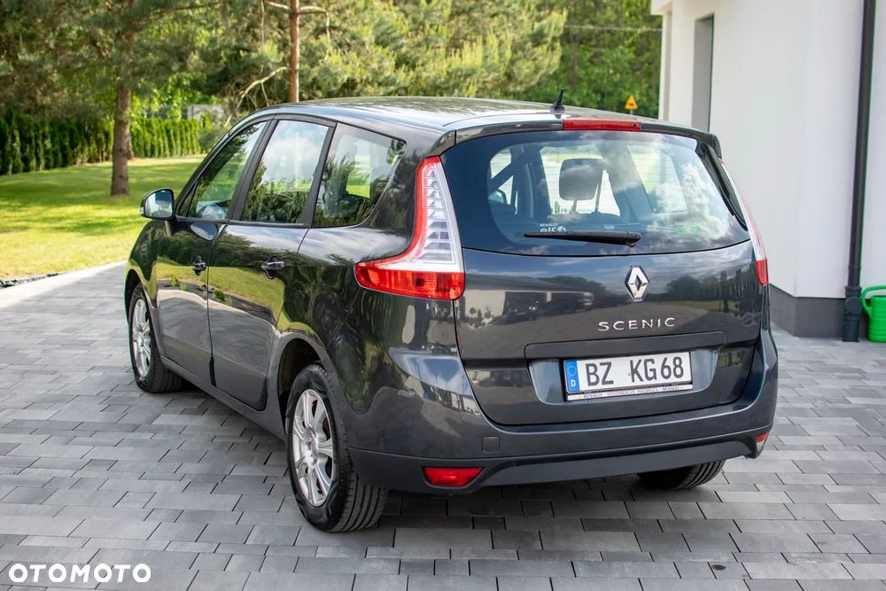 Renault Grand Scenic 1.6 16V 110 Dynamique - 25