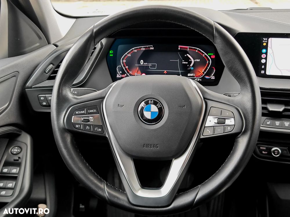 BMW Seria 1 120d Aut. Sport Line - 16