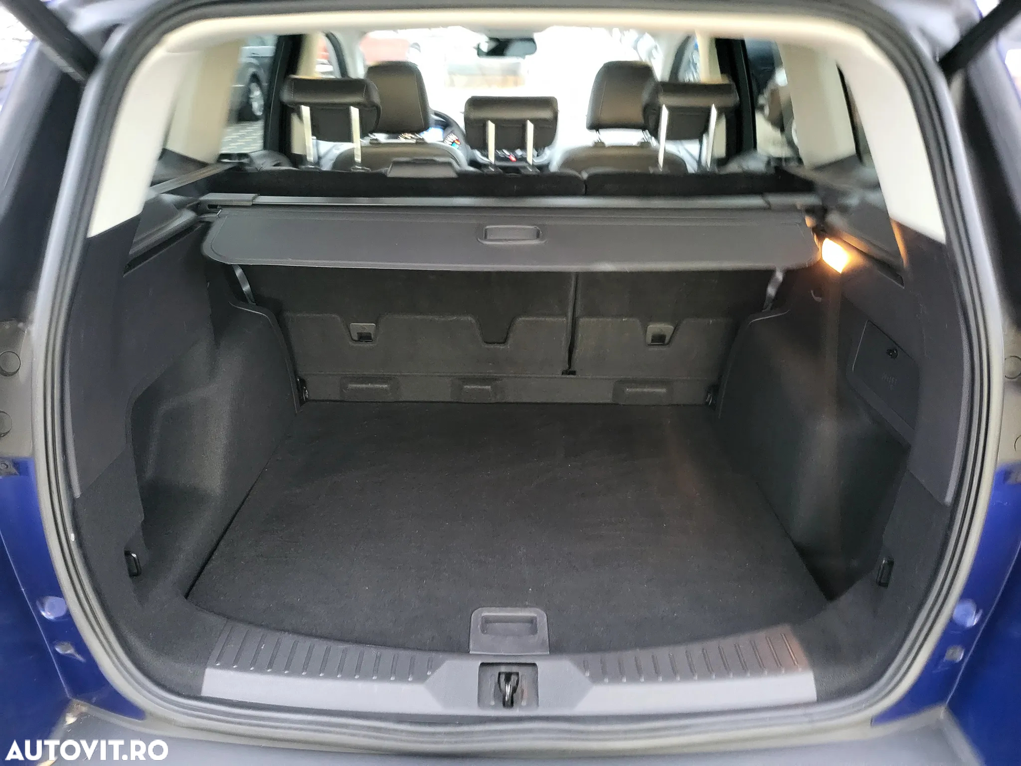 Ford Kuga - 21