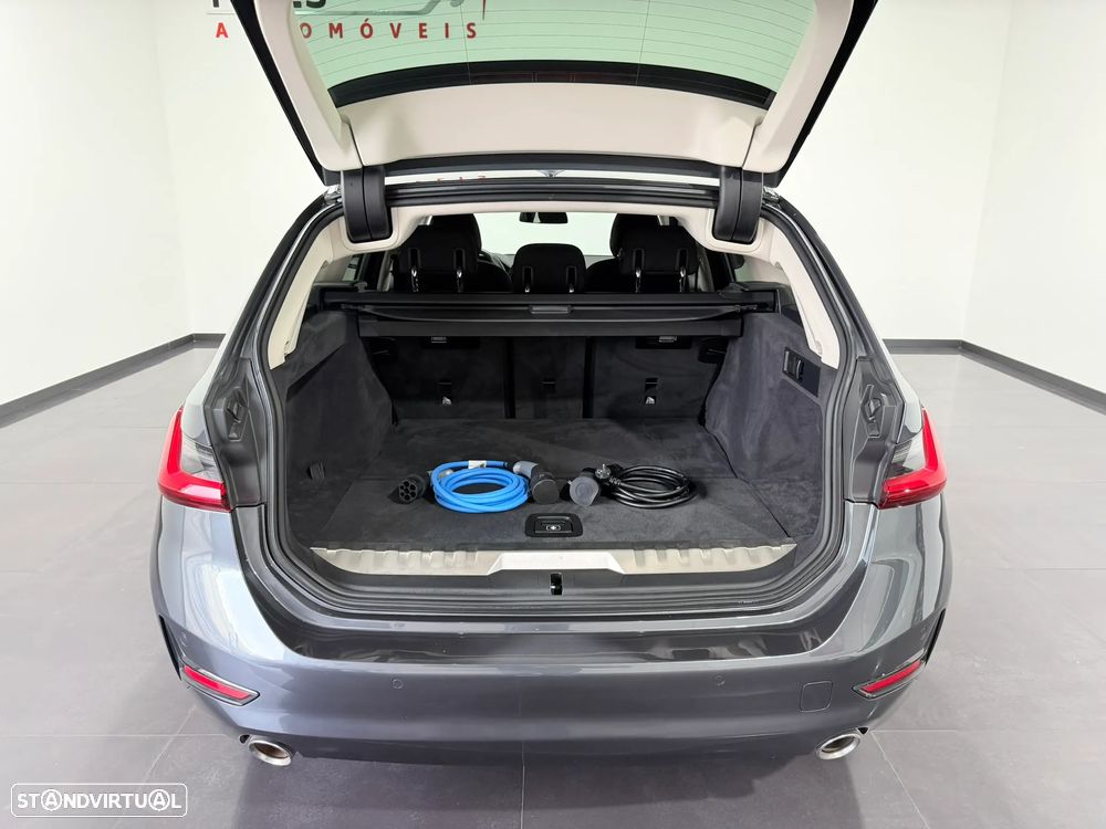 BMW 330 e Corporate Edition Auto - 47
