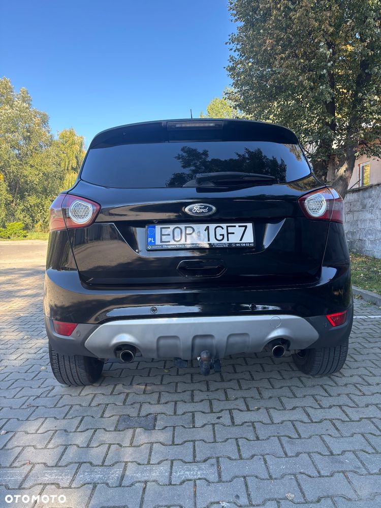 Ford Kuga 2.0 TDCi 4x4 Titanium - 4
