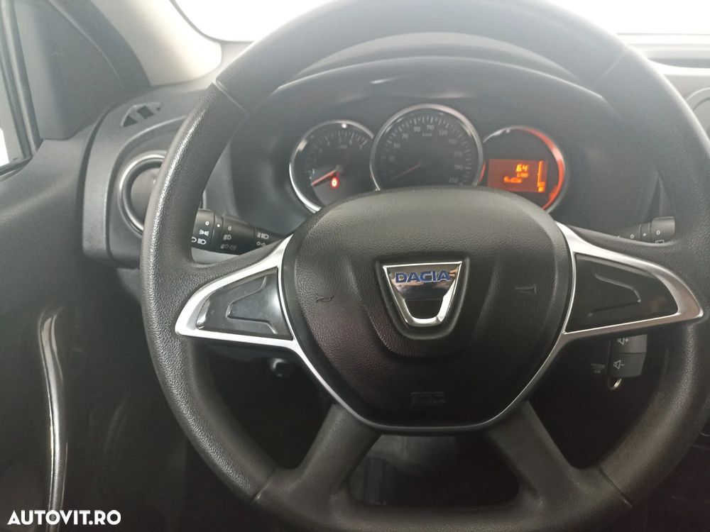 Dacia Logan 1.5 dCi Laureate - 8