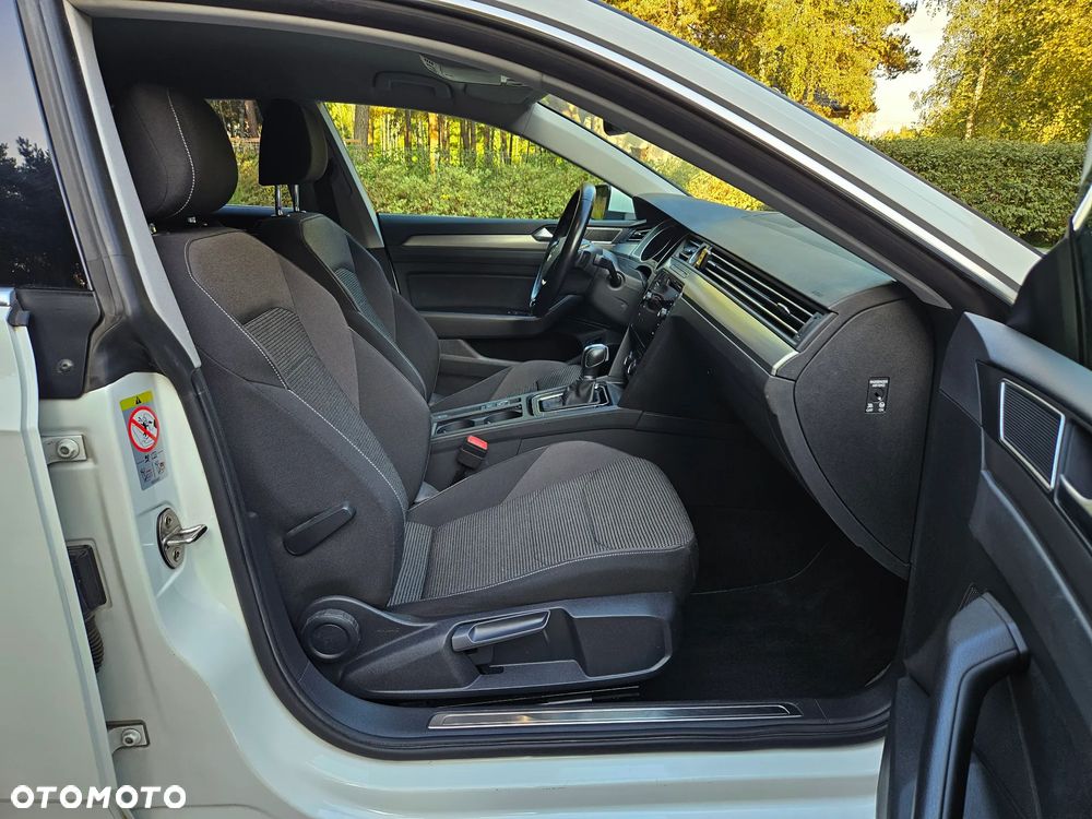 Volkswagen Arteon 2.0 TSI Essence DSG - 29